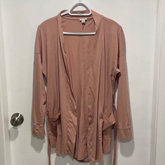 Cuyana Robe - Picture 3 of 3